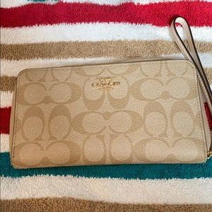 Coach wallet